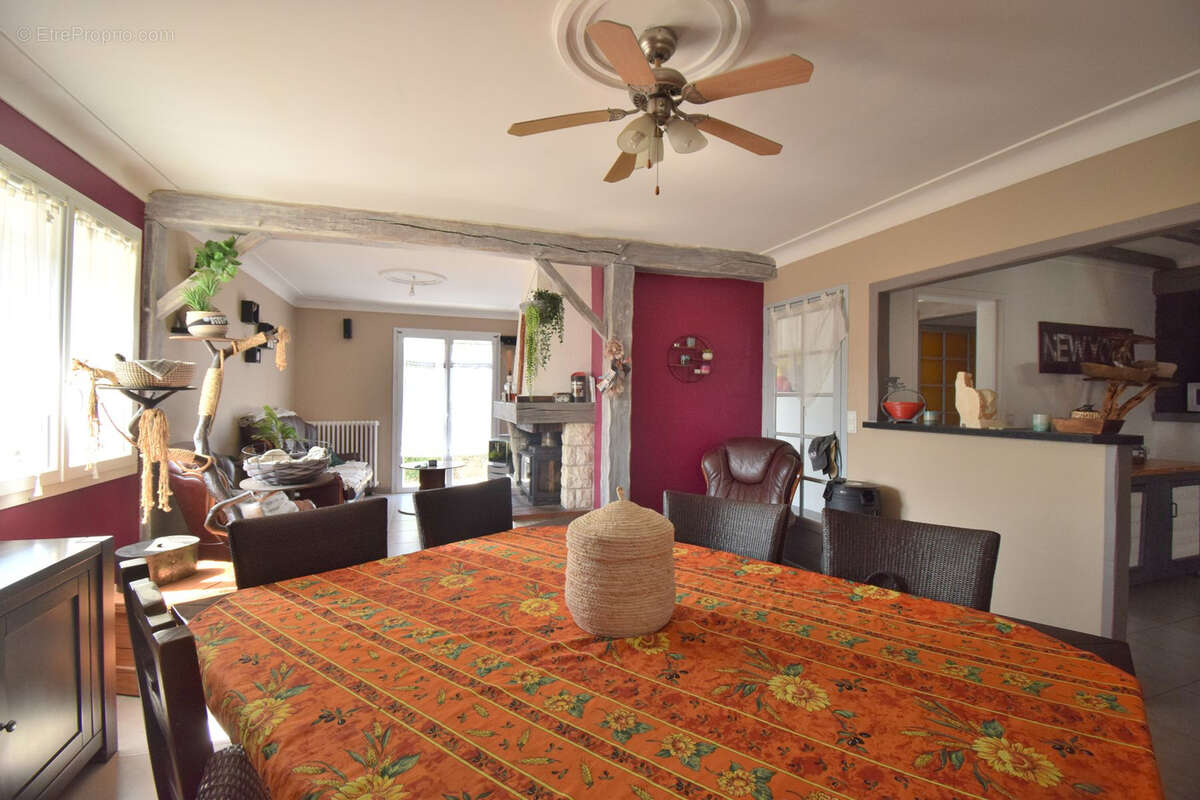 Maison d'habitation - photo 2