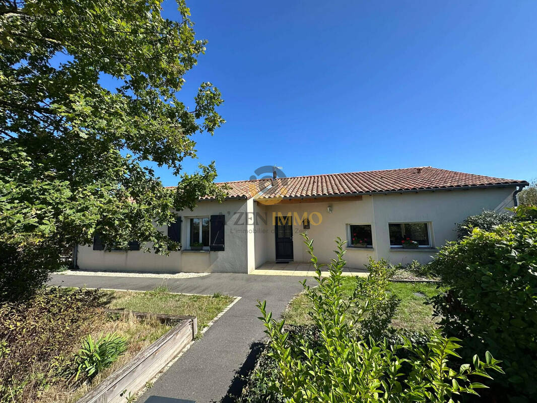 Maison à BRESSUIRE
