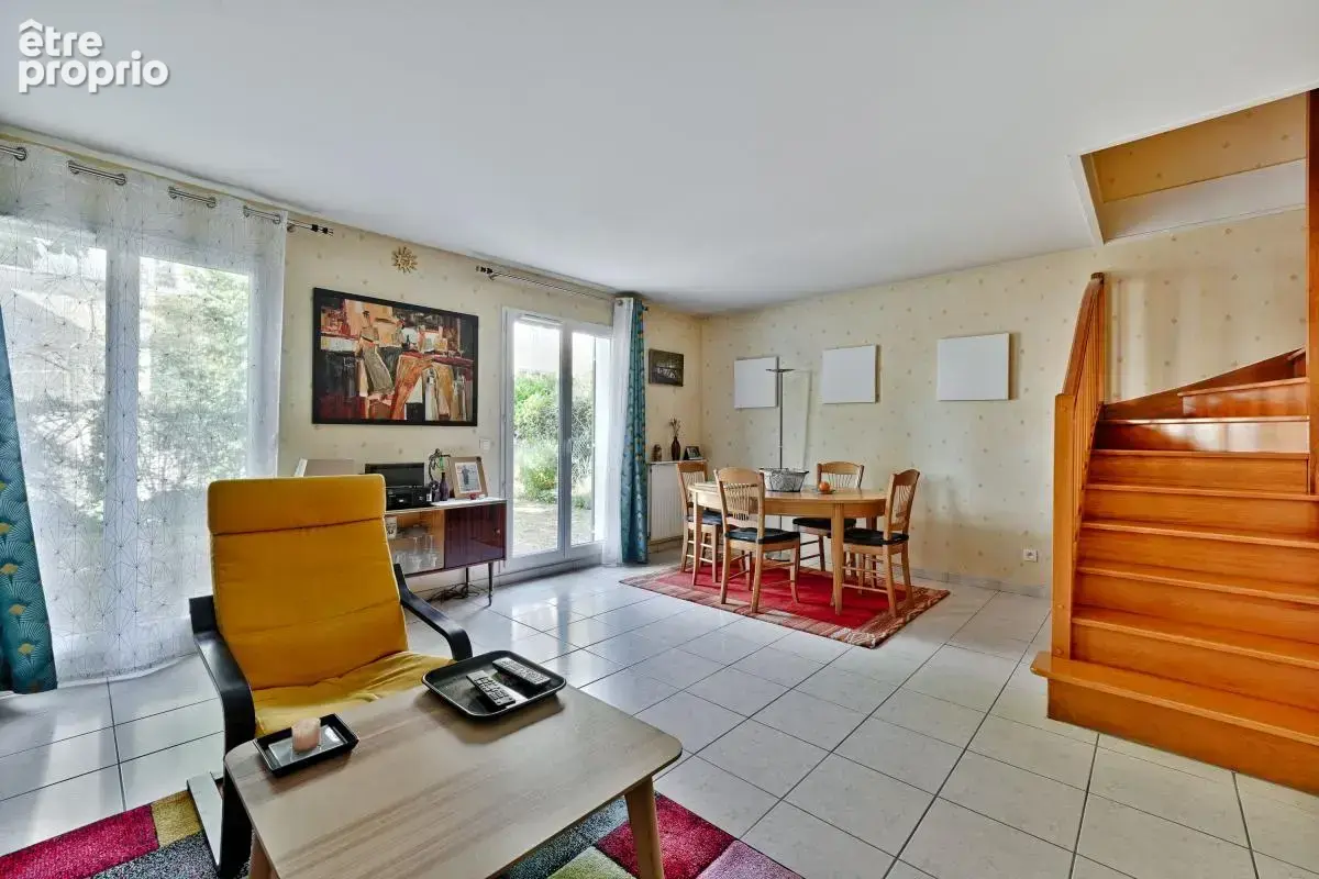 Maison de 85.58 m² - 4 Chambres  - Garage - photo 5