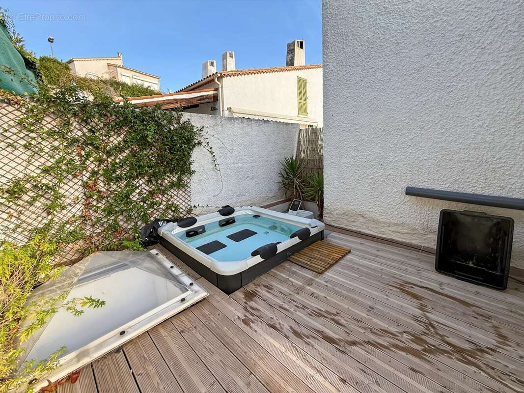 Maison à CAGNES-SUR-MER