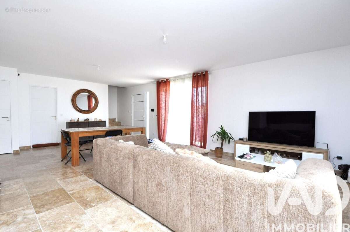 Photo 6 - Maison à BRUYERES-LE-CHATEL