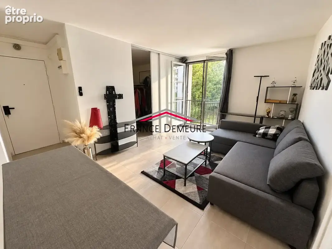 Photo Appartement à Franconville au prix de 169 900€