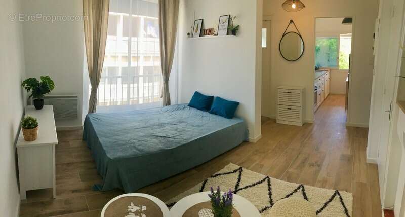 Appartement à MARSEILLE-2E