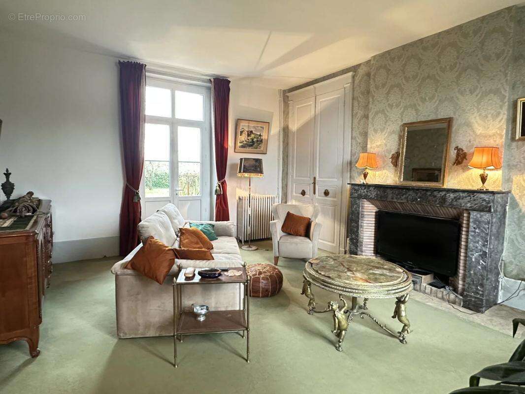 Maison à CHATEAU-DU-LOIR