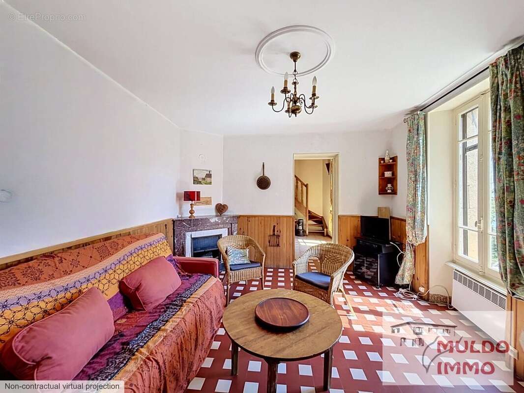 Maison à SARRAS