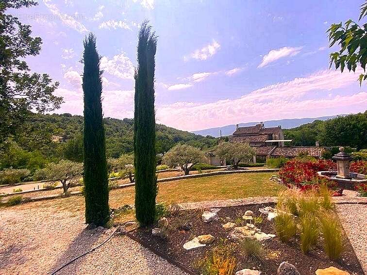 Maison à SAINT-MARTIN-DE-CASTILLON
