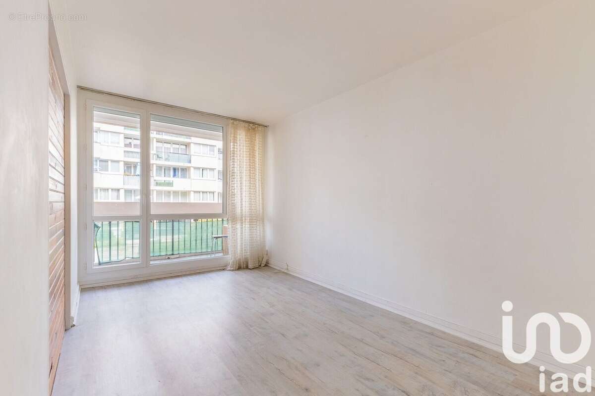 Photo 3 - Appartement à LES ULIS