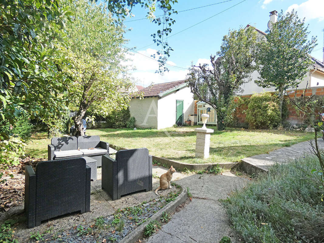 Maison à NEUILLY-SUR-MARNE