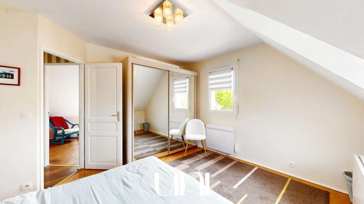 Maison à CORMELLES-LE-ROYAL