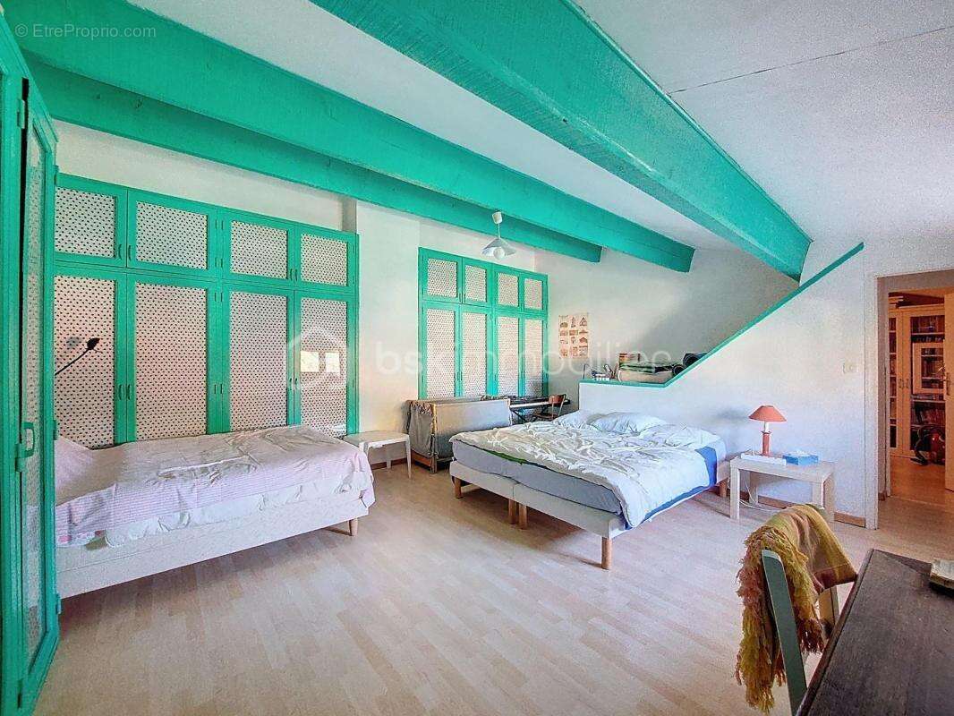 Maison à SIX-FOURS-LES-PLAGES