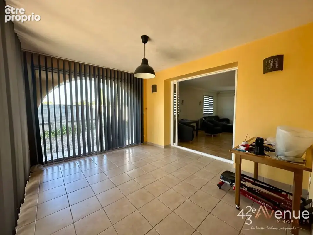 Maison 5 pièces 142 m² à vendre à Bonson (42160) - photo 5