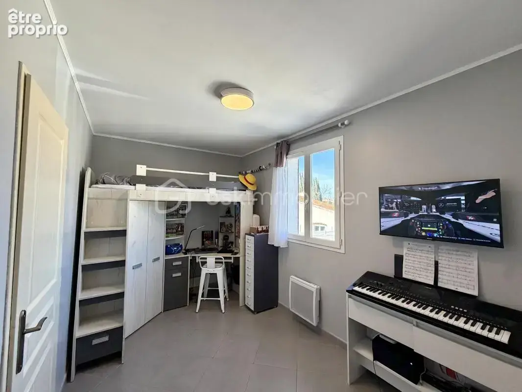 Maison T4 duplex – Garage 50 m² – Jardin – 300 m² terrain – Salon-de-Provence - photo 17