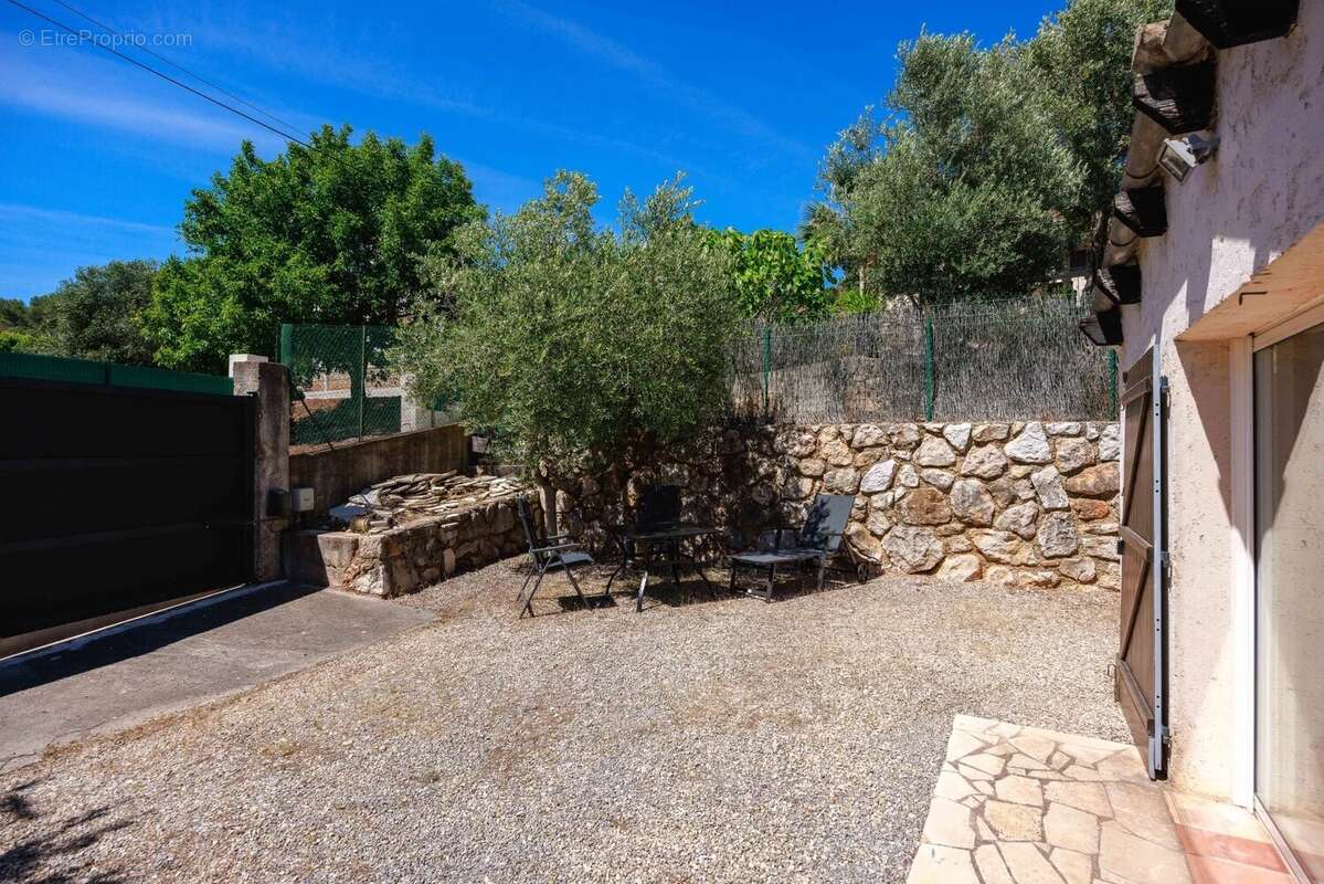 Maison à BIOT