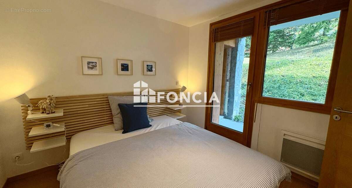 Appartement à LES ALLUES