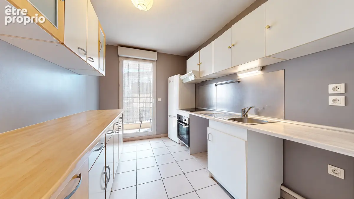 Appartement Villefranche Sur Saone 4 pièce(s) 90 m2 avec garage et cave - photo 4