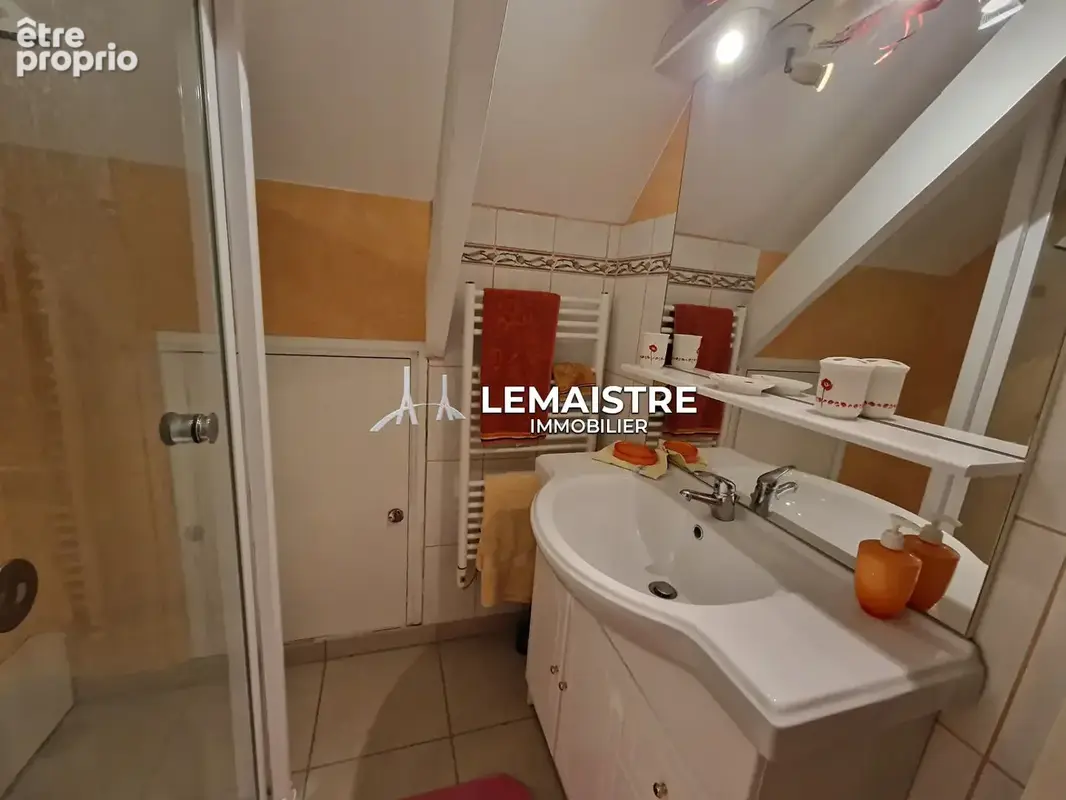 Maison familiale à vendre - Saint Romain De Colbosc centre - 124 m² - 4 chambres - photo 12