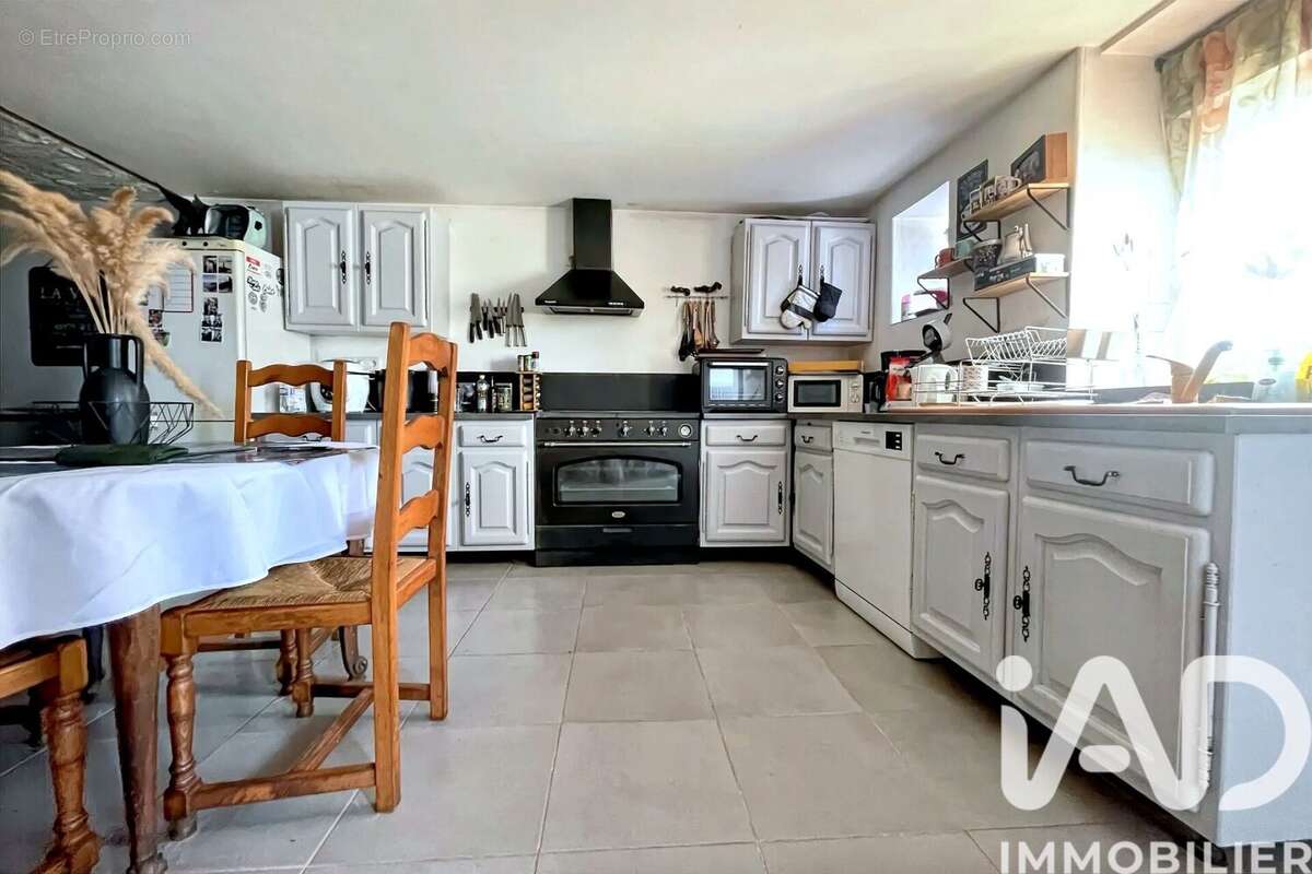 Maison 98 m² à Saint-Aubin-Des-Coudrais  - photo 5