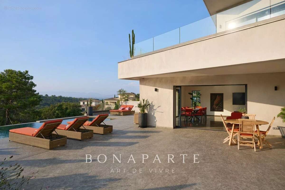 Saint-aygulf exclusivite : villa contemporaine neuve – position dominante – vue sur la forêt - photo 18