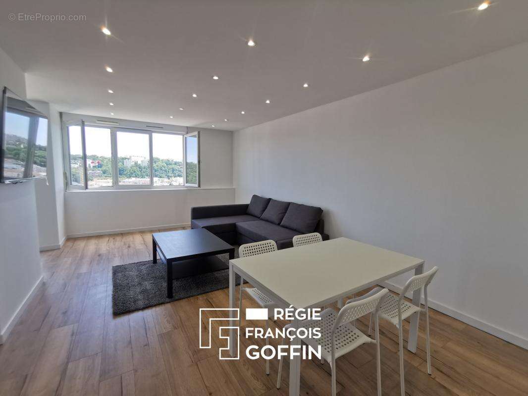 Appartement à LYON-9E
