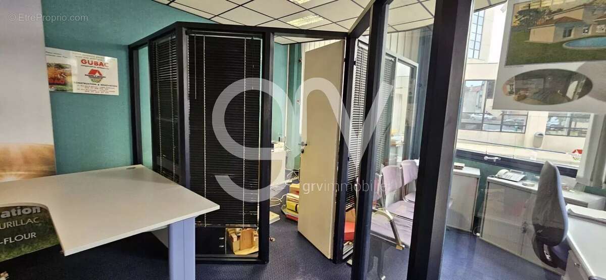 Commerce à AURILLAC