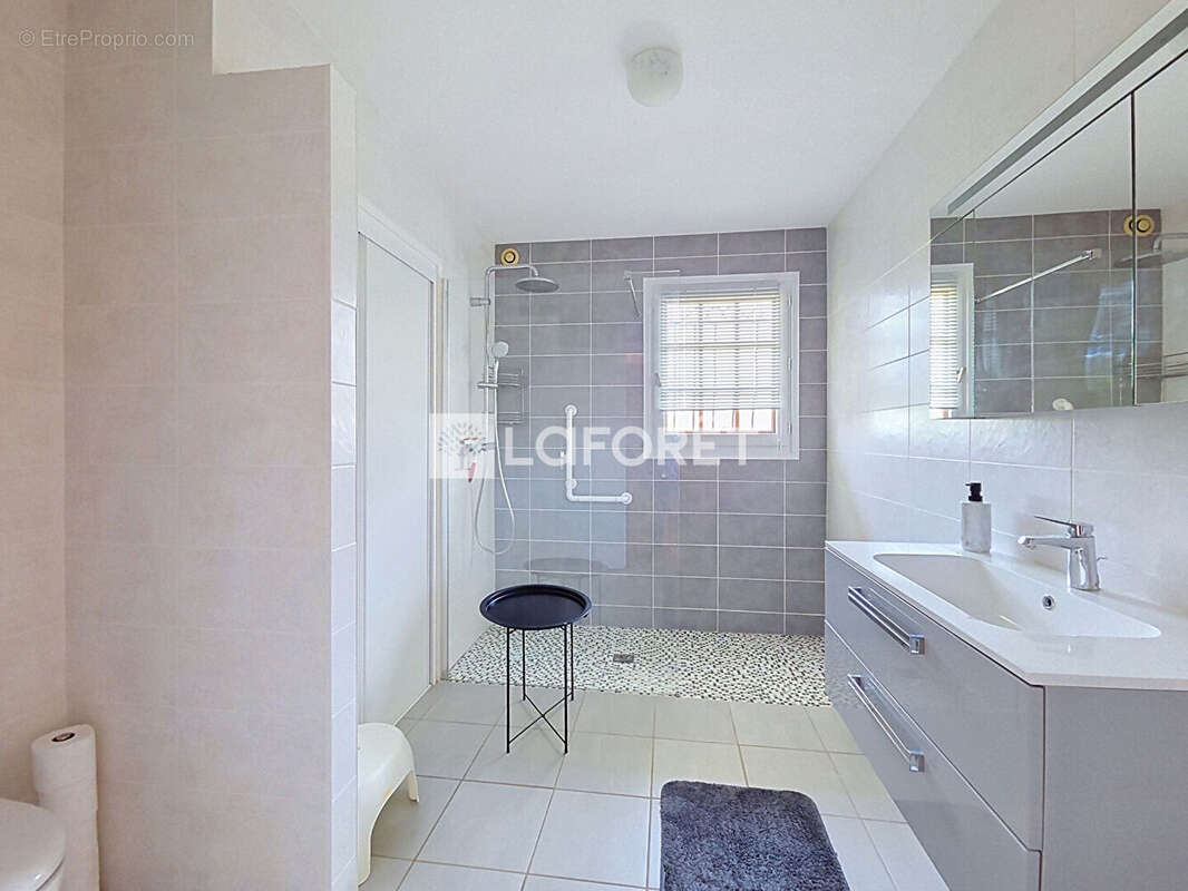 maison néo-béarnaise avec piscine ORTHEZ - 7 pièce(s) - 169m² - photo 11
