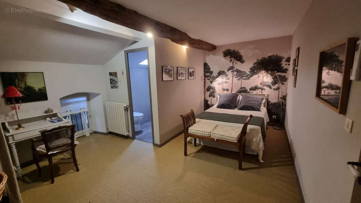 Maison à VINEZAC