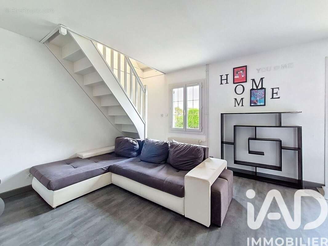 Photo 6 - Maison à ESMANS