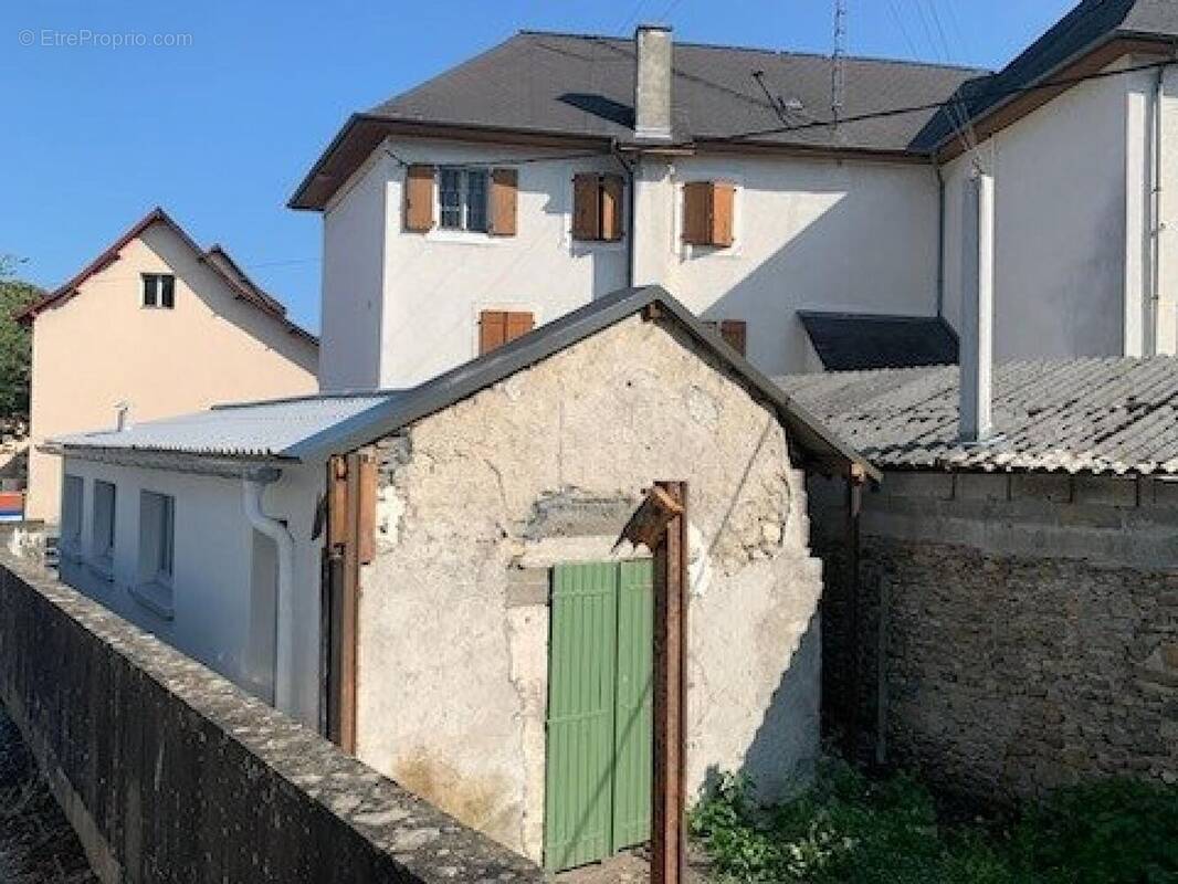 Photo 1 - Parking à MAULEON-LICHARRE