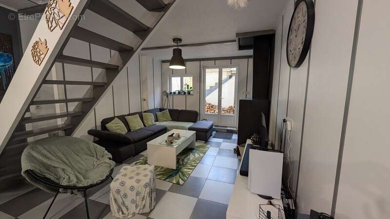 Maison à L&#039;ISLE-SUR-SEREIN