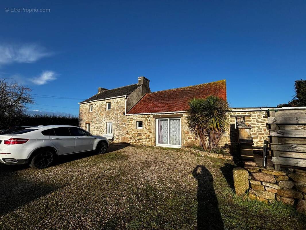 Photo 1 - Maison à PLOUZEVEDE