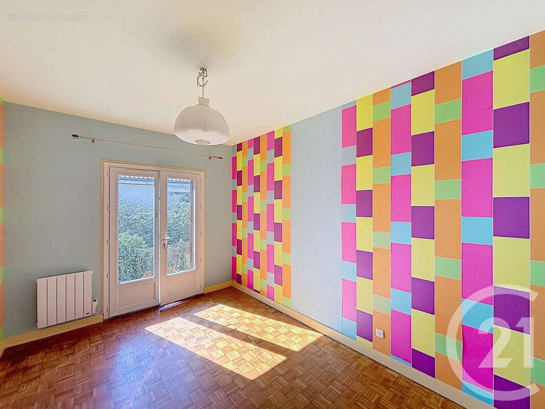Maison 103 m² à Linars  - photo 10