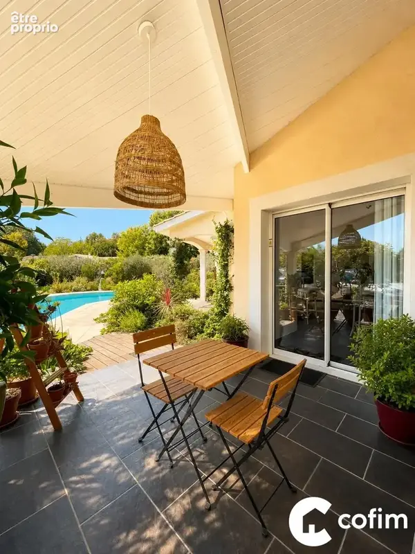 Maison à MEES