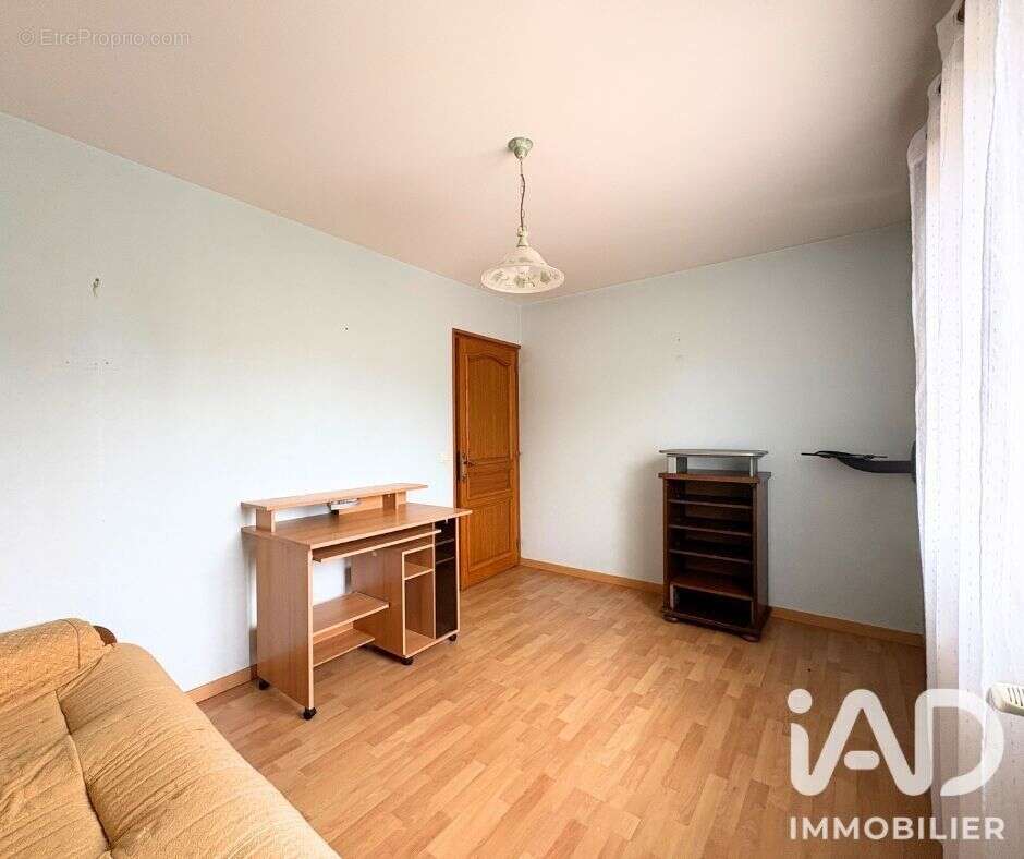 Maison 160 m² à Les Loges  - photo 8
