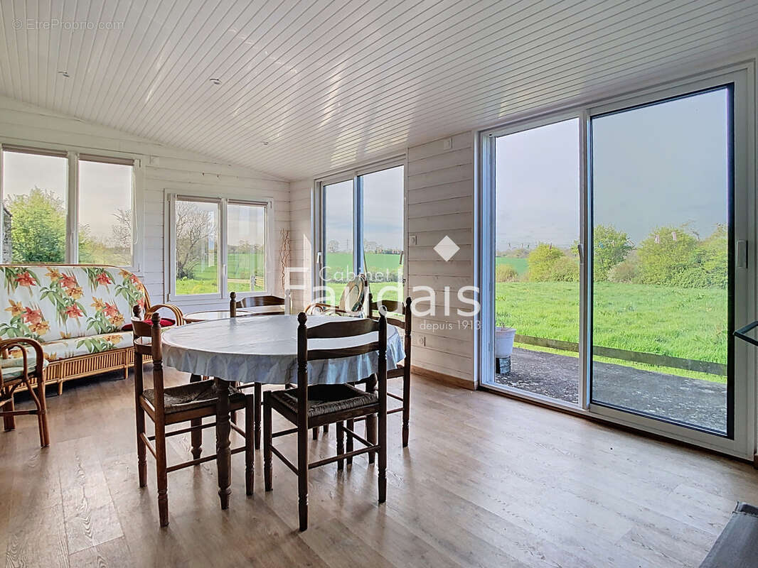 Maison à ISIGNY-SUR-MER