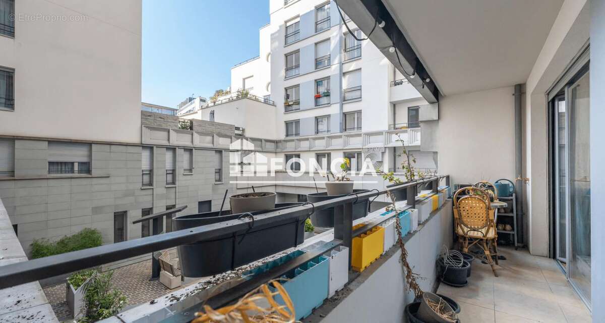Appartement à PARIS-19E