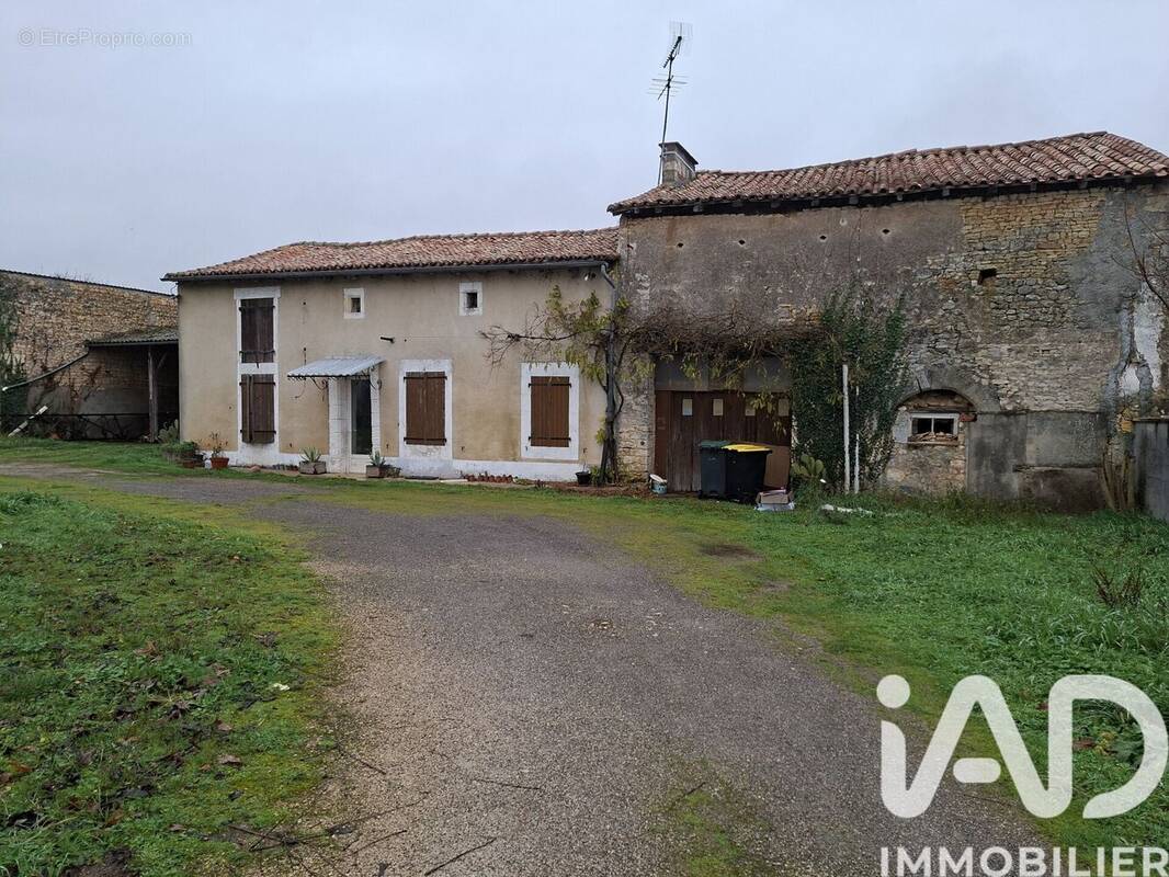 Photo 1 - Maison à AGRIS