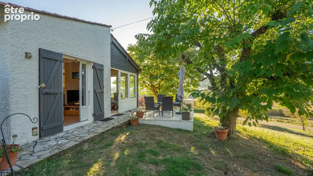 maison contemporaine de 57 m2 avec une véranda, un salon/salle à manger/cuisine, 2 chambres et un garage - photo 2