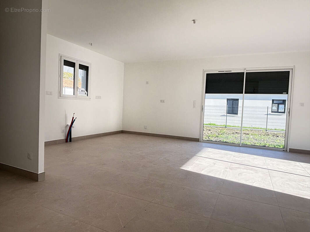 Maison à SAINT-SULPICE-DE-ROYAN