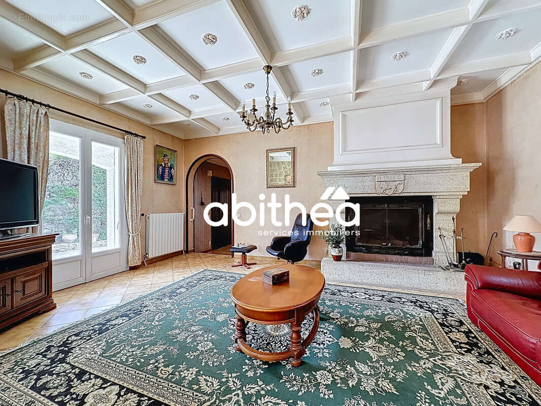 Maison à BOUJAN-SUR-LIBRON