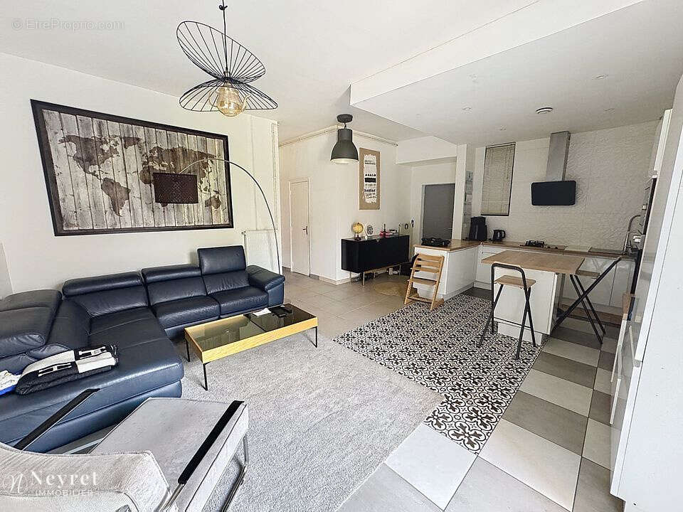 Appartement à FIRMINY