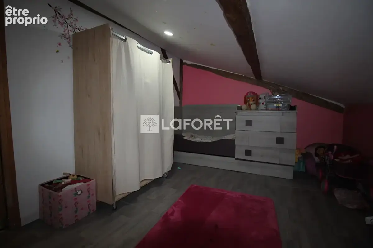 Maison de caractère d'environ 118 m² avec dépendances - photo 13