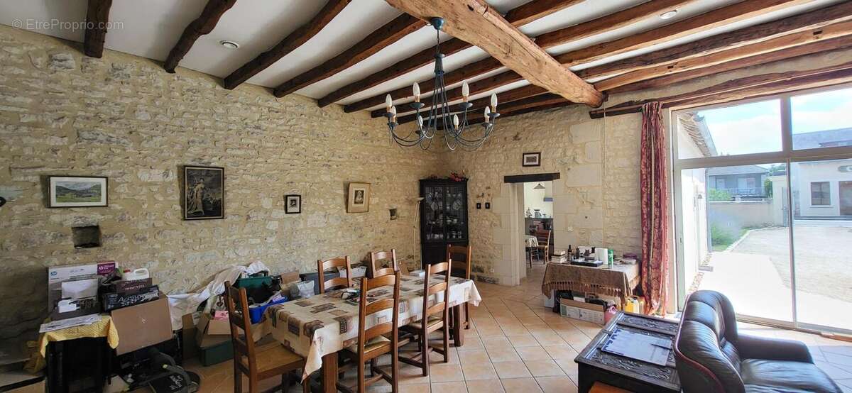 Maison 195 m² à Coussay-Les-Bois  - photo 2