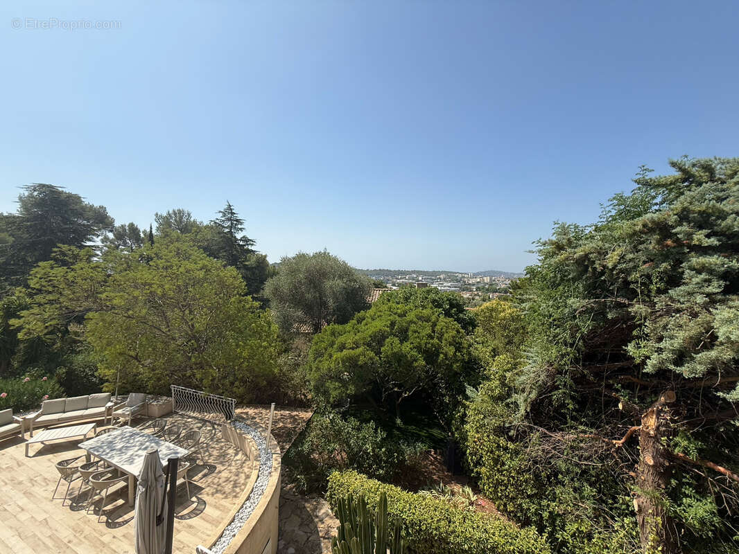 La valette du var - maison 5 pieces - 130m2 avec piscine - photo 14