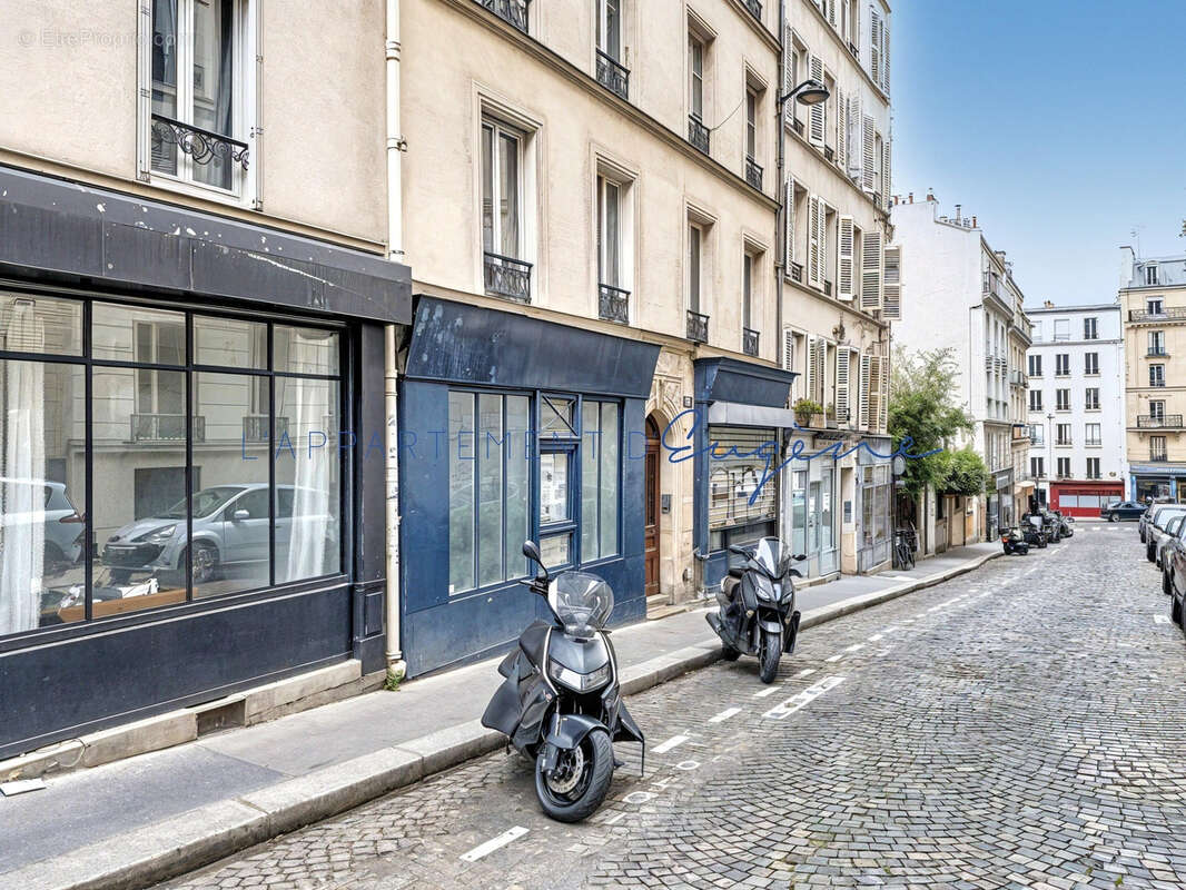 Appartement à PARIS-18E