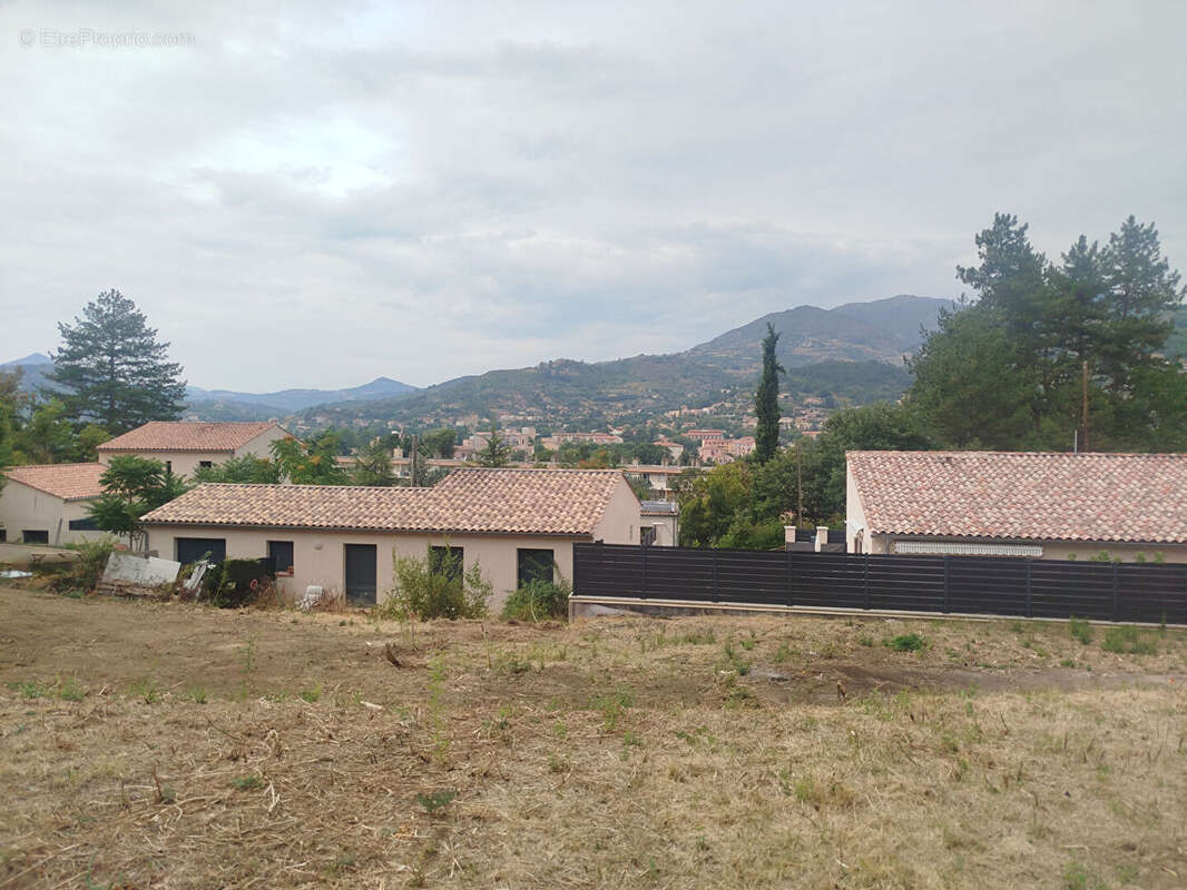 Terrain Digne Les Bains 628 m2 - photo 2