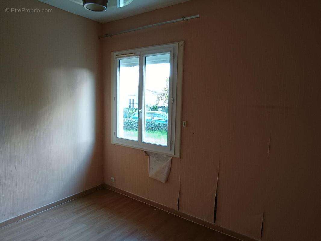 Maison à SAINT-SEURIN-SUR-L'ISLE