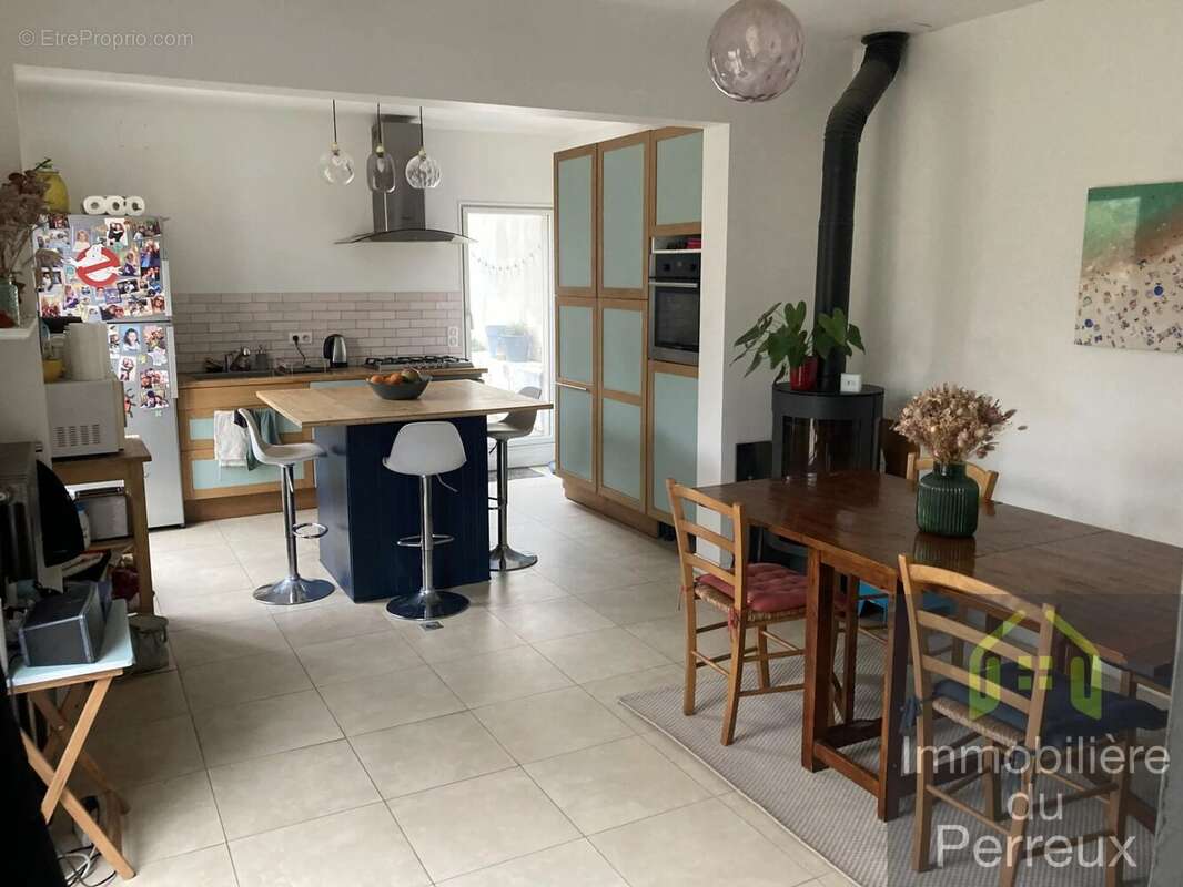 Maison à LE PERREUX-SUR-MARNE