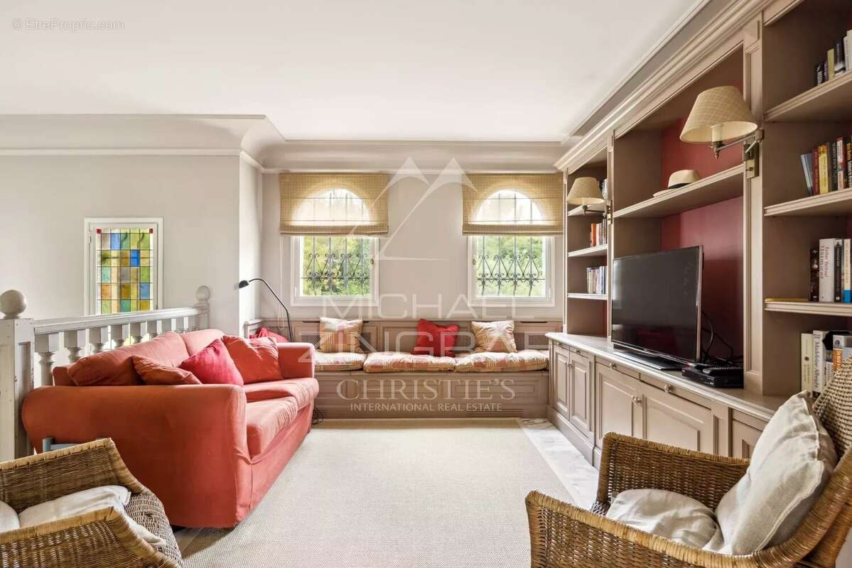 Maison à MOUGINS