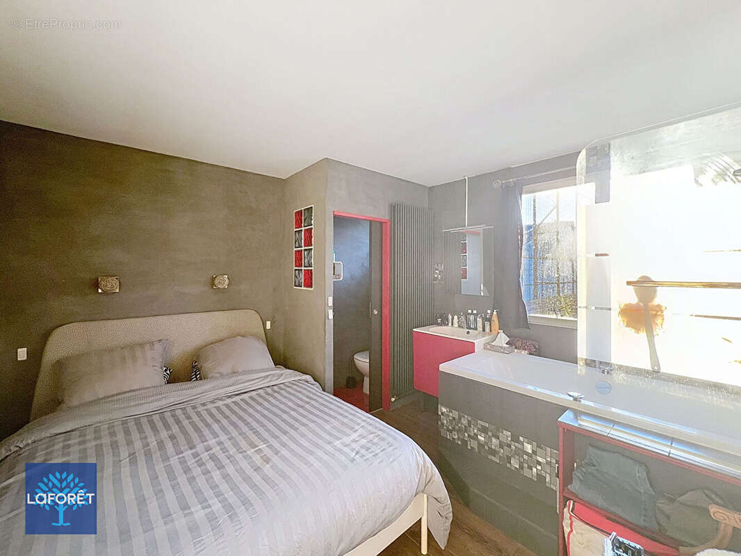 Maison à CORBEIL-ESSONNES