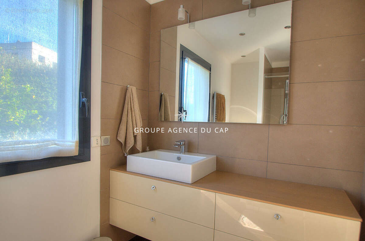 Maison à SAINT-RAPHAEL